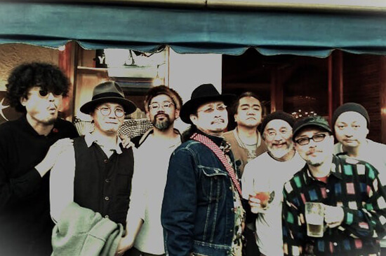 THE SILVER SONICS